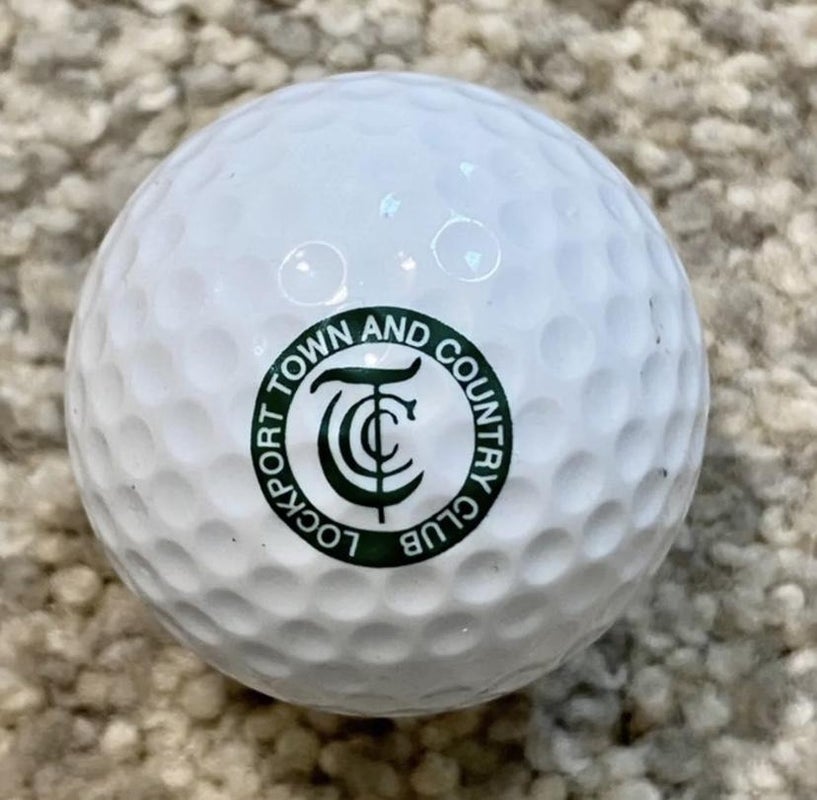 LOCKPORT TOWN & COUNTRY CLUB GOLF BALL