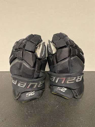 Bauer Supreme 2S Hockey Gloves 13” Black