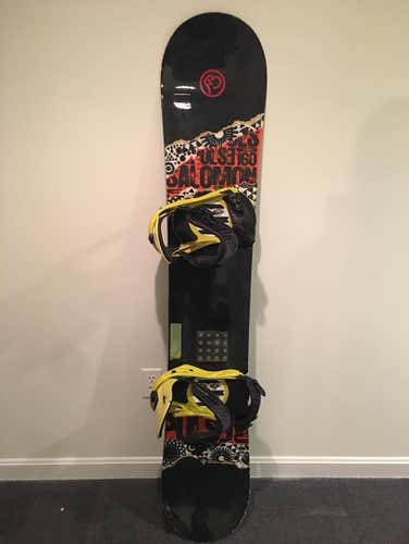 Salomon Pulse Snowboard w/ Flux Bindings