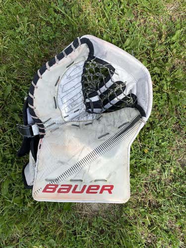 Bauer Supreme 2S Pro Hockey Goalie Glove