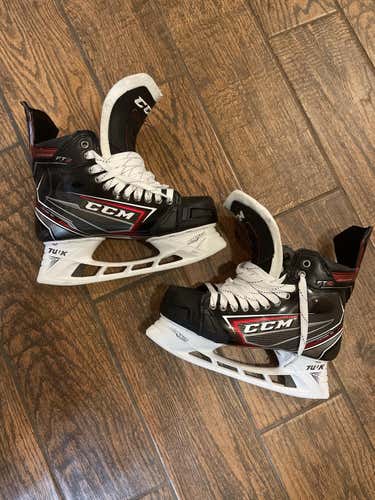 #1 Used CCM Regular Width Size 8 JetSpeed FT2 Hockey Skates