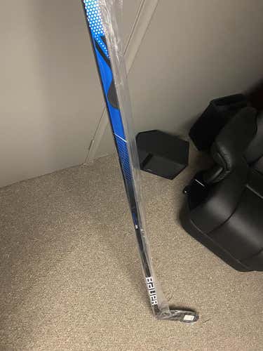 New Left Hand Mid Pattern Nexus 3N Pro Hockey Stick