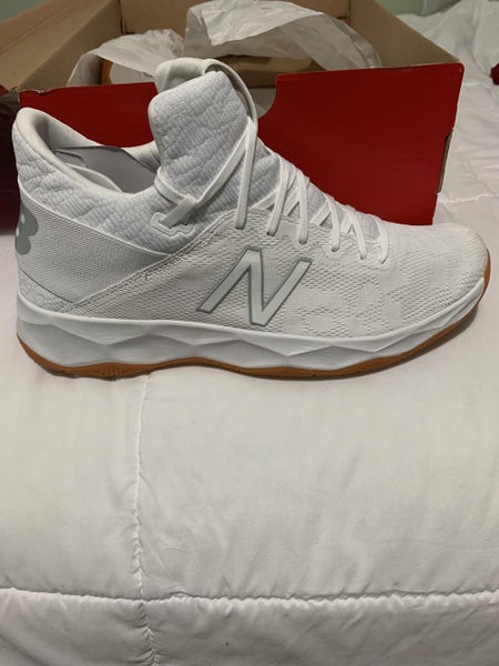 White Men's Turf Cleats New Balance Freeze