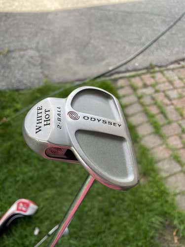 Used Men's Odyssey Right Handed Mallet White Hot 2-Ball Putter