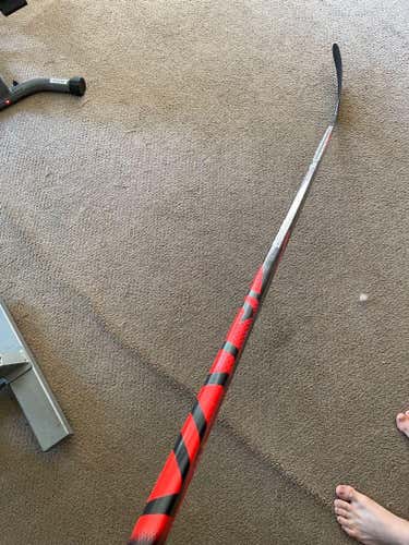 Senior Right Handed Toe Pattern Pro Stock Vapor FlyLite Hockey Stick