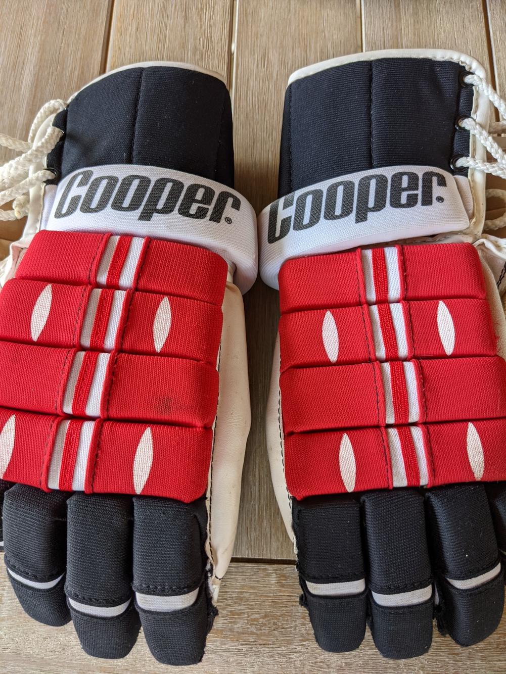 Details about   VINTAGE PAIR 2 COOPER HGL 600 HOCKEY GLOVES LEATHER PREOWNED 3-D FLEX 