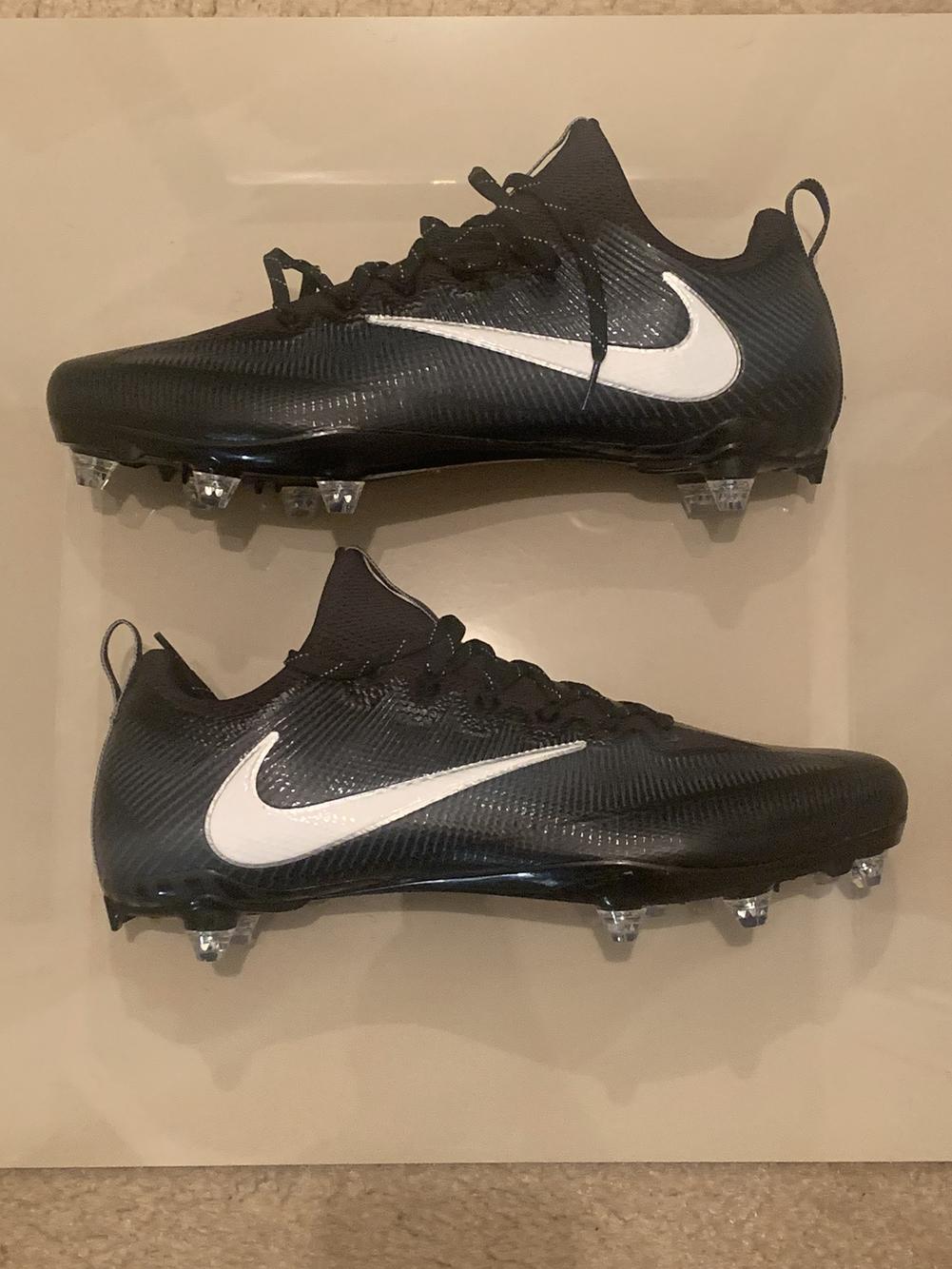 detachable football cleats