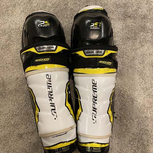 Senior Bauer Supreme 2S Pro Shin Pads