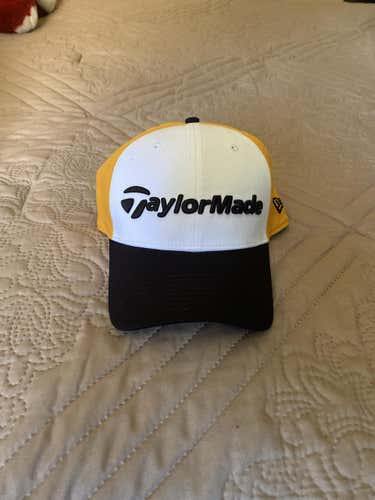 TaylorMade Tour Golf Cap Hat Size M/L