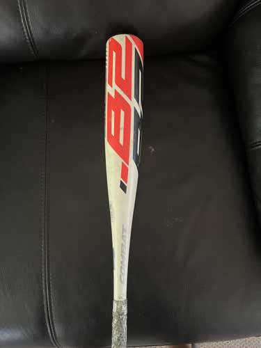 Combat B2 Kid Pitch 2021 Composite (-10) 18 oz 28" Bat