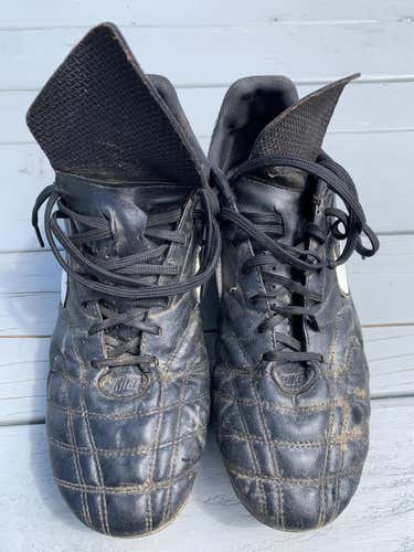 Black Used Molded Cleats Nike Cleats