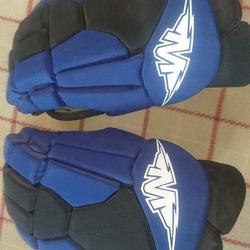 Used Mission BSX Gloves 13"