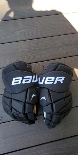 Bauer Vapor APX Pro Gloves 14" Pro Stock