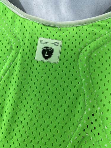 New Large Maverik M4 Shoulder Pads