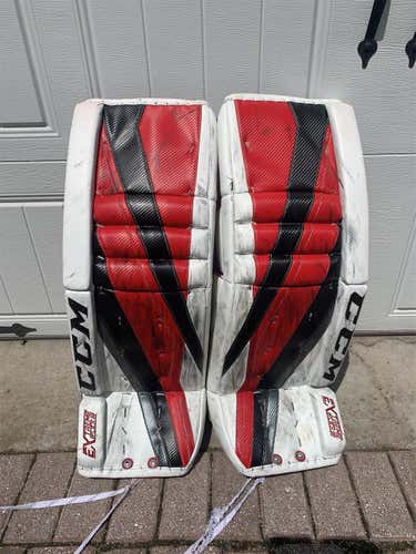 Senior 32" CCM Extreme Flex 4 Goalie Leg Pads