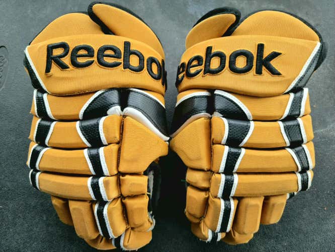 Brown Used Senior Reebok 9k Gloves 14"