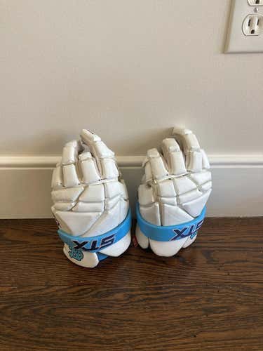 UNC Team Issued STX Gloves