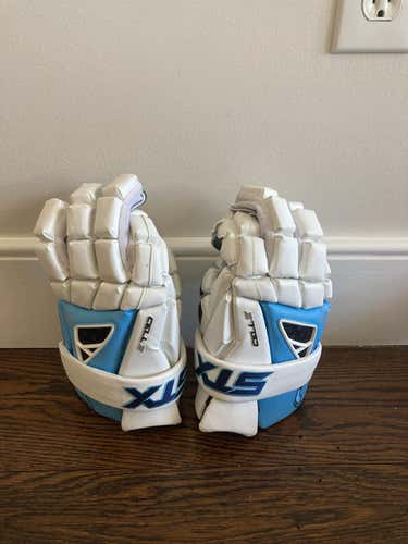 UNC Team Issued STX Gloves