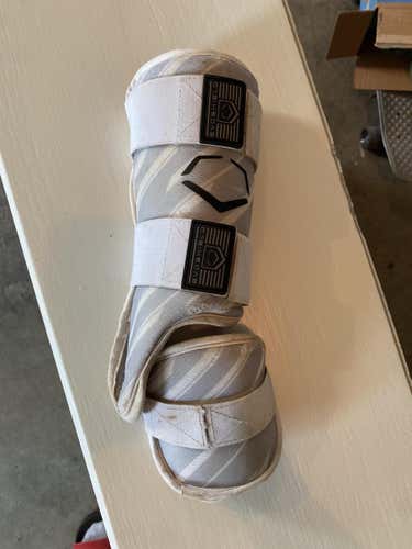 Used Senior EvoShield Shin Guards