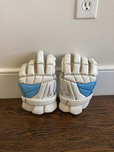 UNC Team Issued Nike Gloves