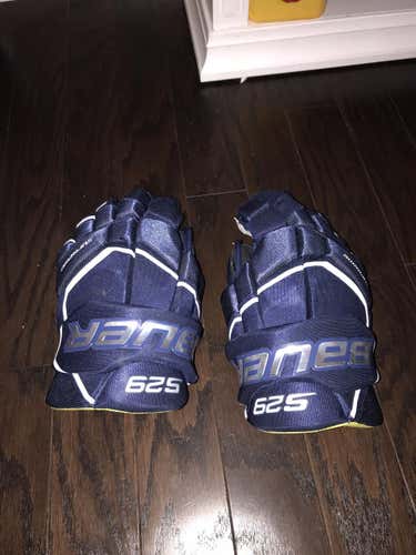 Blue Senior Bauer 13" Supreme S29 Gloves