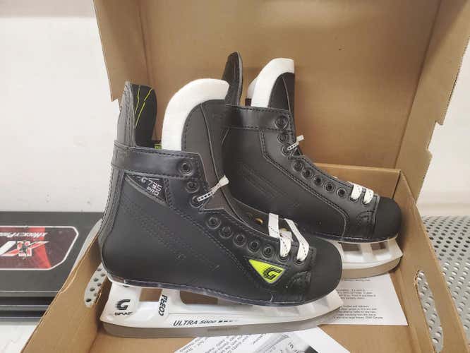 NEW Graf G735 Skates Size 4.0 Junior