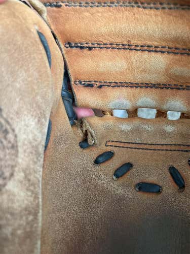 Brown High School/College Catcher's Heart of the Hide 32.5" Baseball Glove