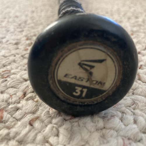 Used BBCOR Certified Composite Mako Beast (-3) 28 oz 31" Bat