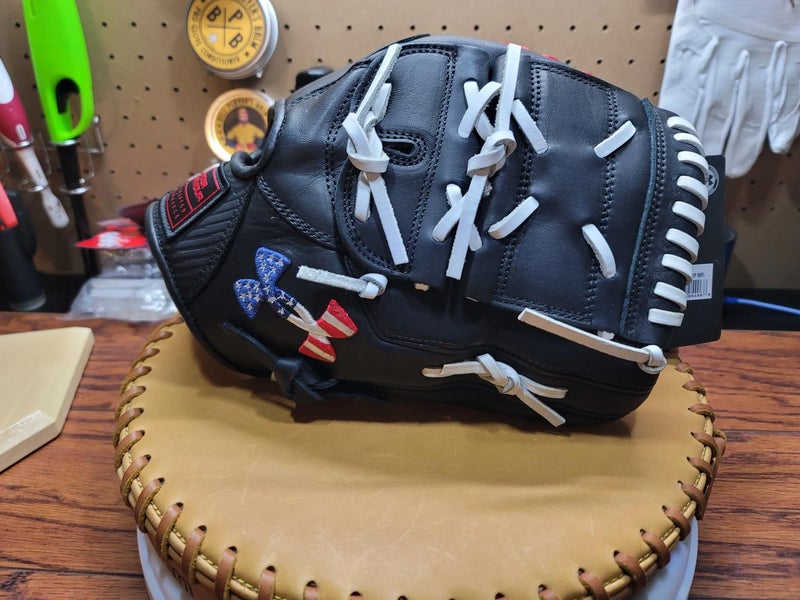 New Under Armour Genuine Pro 12"