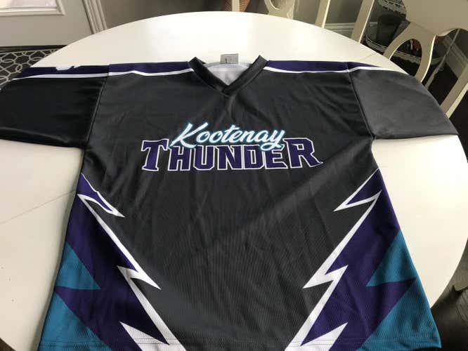 Hockey Jersey - Overrun - Adult L – New