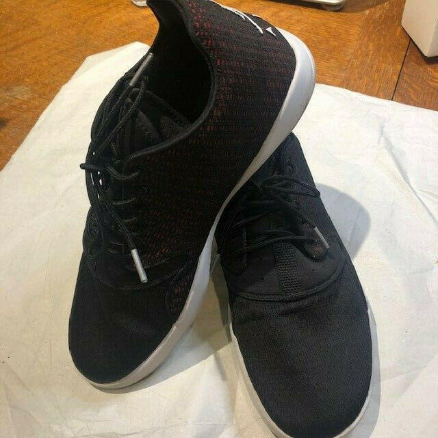 jordan eclipse 11