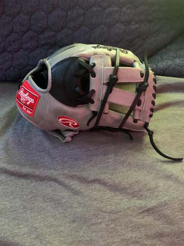 Basically NWOT Rawlings HOH Machado