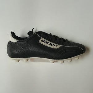 New Bauer Junior Size 4.0 Molded Soccer Cleats