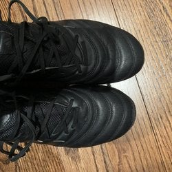 Used Size 10 (Women's 11) Adidas Cleats