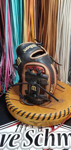 Wilson A2K Glove