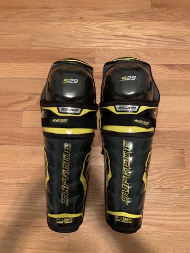 Senior Bauer Supreme S29 Shin Pads