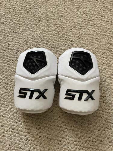 Used Medium STX Cell IV Arm Pads