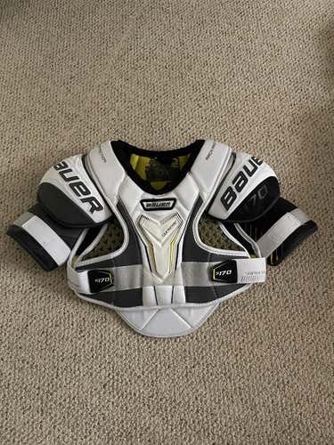 Senior Medium Bauer  Supreme S170 Shoulder Pads