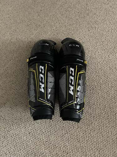 CCM Tacks Vector Pro Shin Pads