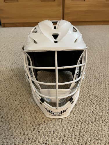 White Adult Player Cascade R Helmet
