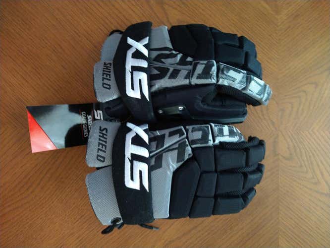 New STX Shield Goalie Lacrosse (black with grey) Gloves 13" (large)