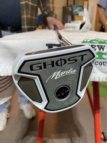 Used Men's TaylorMade Right Handed Mallet Ghost Manta Putter 34"