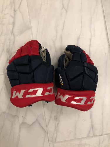 SHL CCM 13" gloves, mismatched