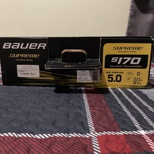 Used Bauer Regular Width  Size 5 Supreme S170 Hockey Goalie Skates