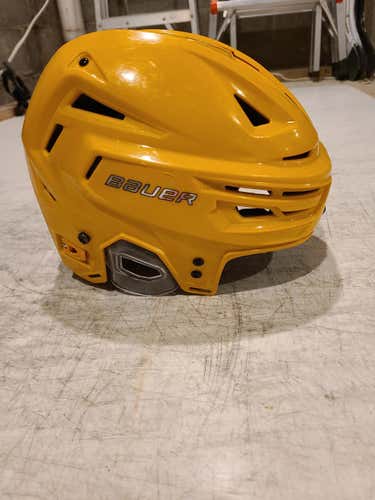 **LIKE NEW** Yellow Used Large Bauer Re-Akt 150 Helmet