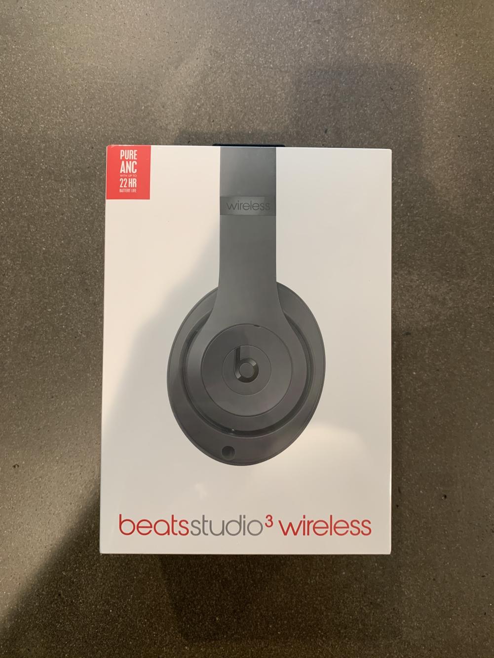 Beats Studio 3 Wireless Headphones | SidelineSwap