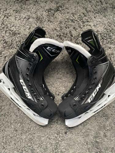 CCM RibCor 78K Skates Size 6.5 D