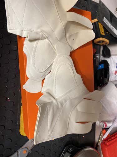 Nash palms For 13” Gloves. May Fit 14”