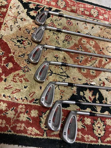 Wilson Staff Iron Set 4-pw