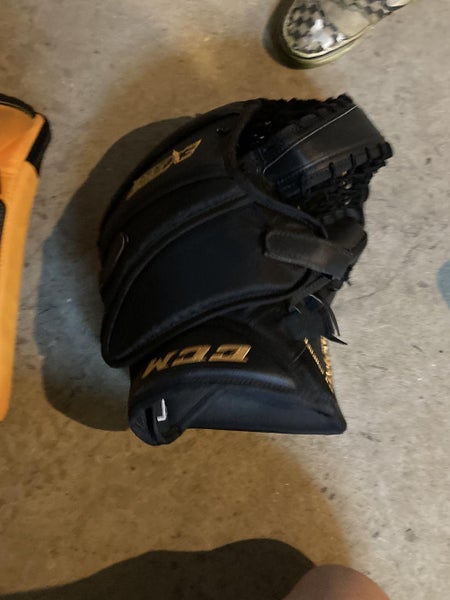 CCM eflex 3 glove